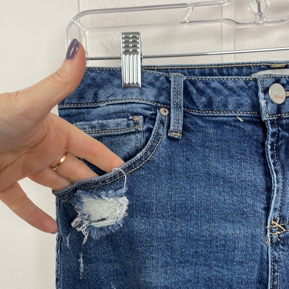 Dear John Liam Straight Mid Rise Cropped Jean Women's 27 Holes Distressing - Picture 8 of 16